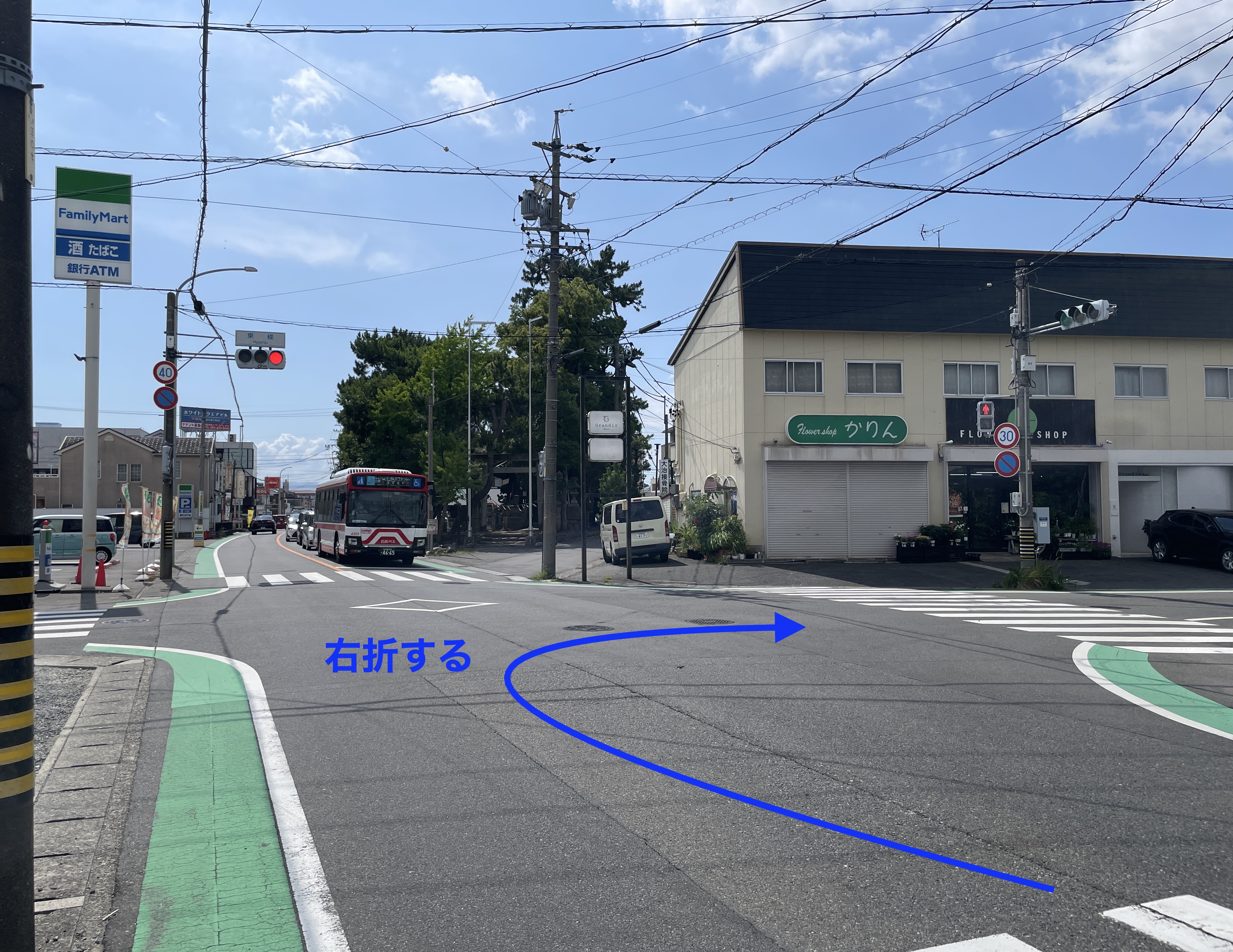 南側から見たスポセン