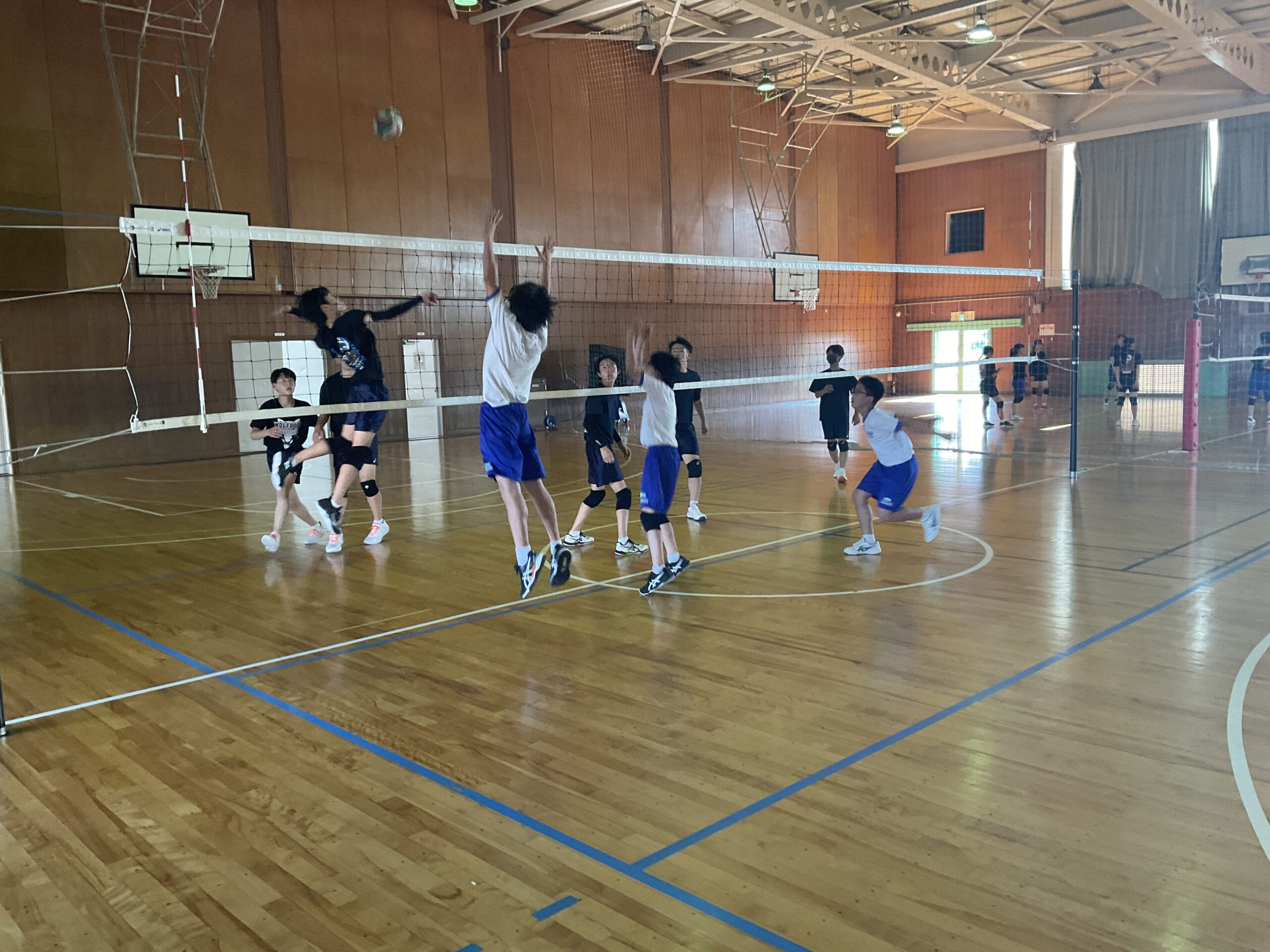 男子バレーボール